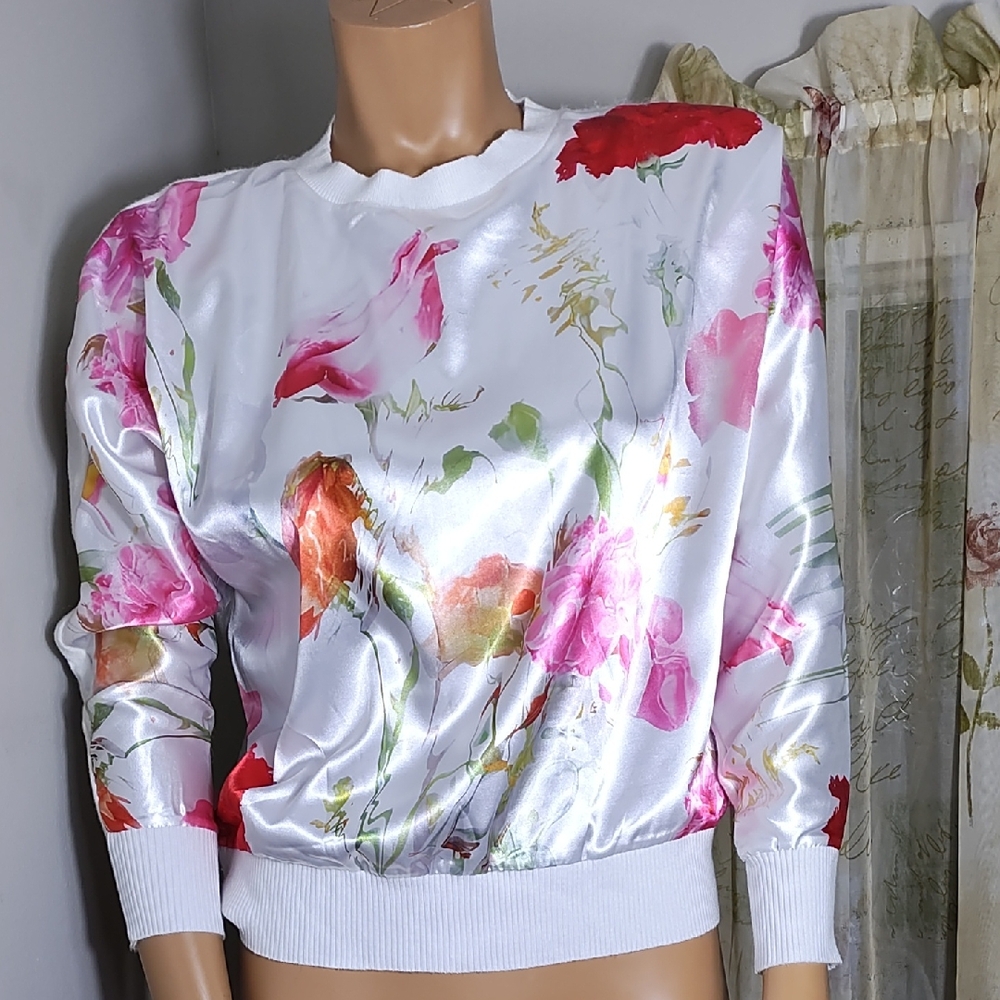 Sioni White Satin Top